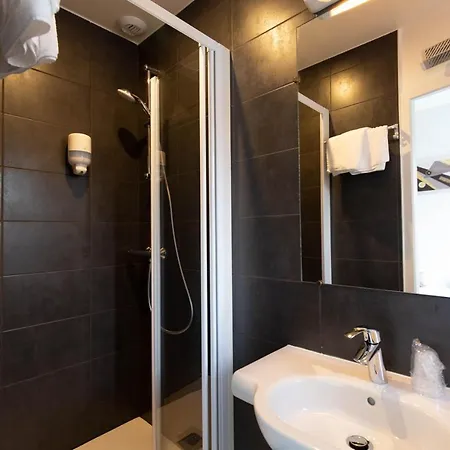 Bellevue Hotel 2*